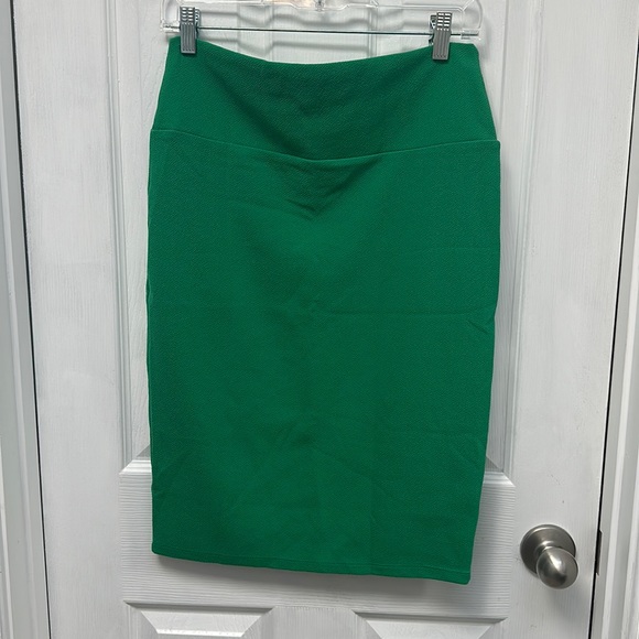 Lularoe Pencil Skirt Green Medium EUC - Picture 1 of 2